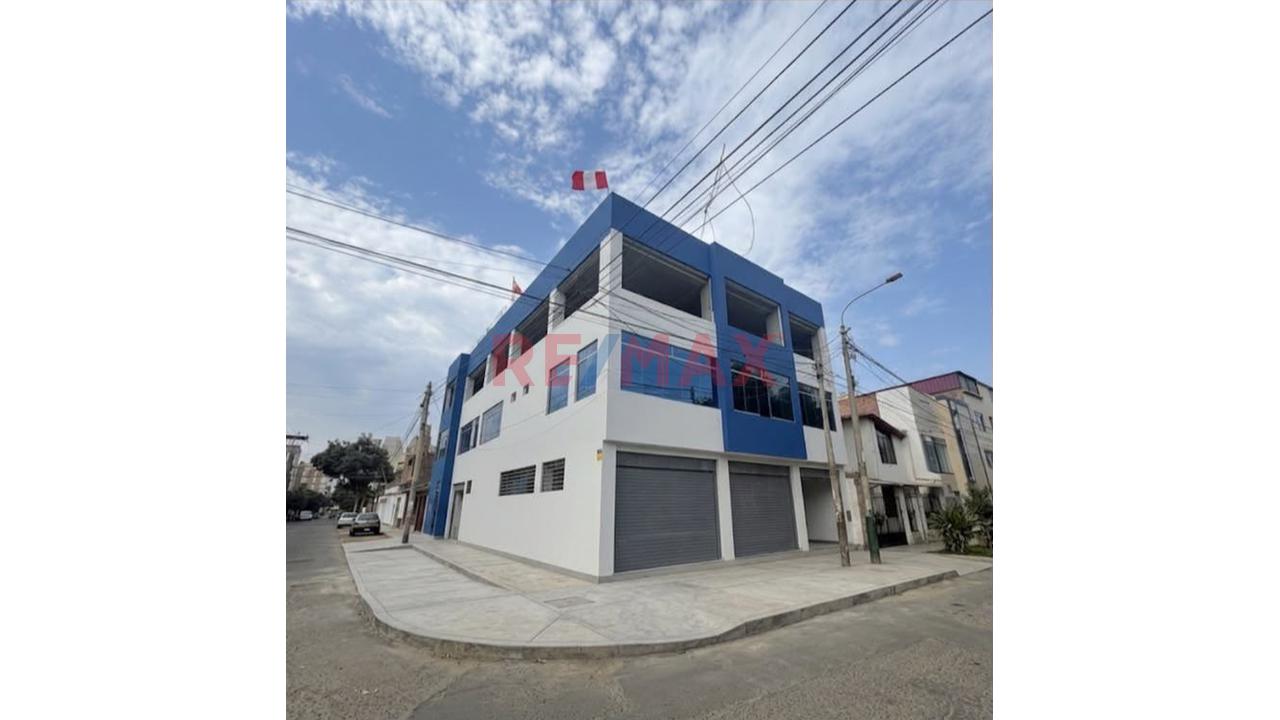 Alquilo Excelente Local Comercial 1Er Piso En Esquina Urb. Santa Maria V Etapa Area 60M2 S/. 2,500 Soles