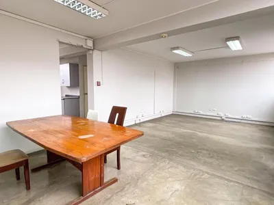 Alquiler de Oficina en Ate - Lima 0 Dormitorio 