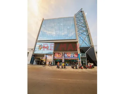 Oportunida De Inversión: Local Comercial En Galaxy Plaza – Chorrillos