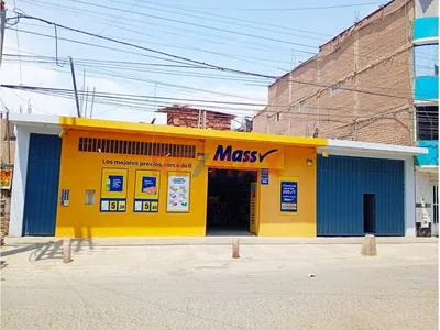 Oportunidad Para Empresas Y Comerciantes: 380 M² En El Corazón Del Movimiento Comercial De Huamatanga