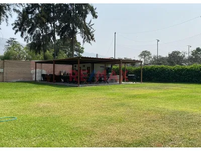 Vendo Terreno 1,100.55Mt2. En Calle 4 Pachacamac Urb. Casa Blanca Lote 8 - Tenemos 4 Terrenos De 1,100.55M2 Cada Uno