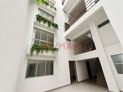 ¡Bello Dúplex  Con Patio Privado! En Ate Vitarte