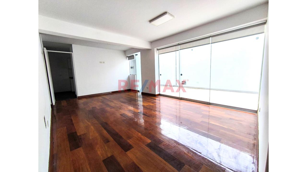 Vendo Departamento De 150.70 M² En Surco - Los Rosales | 2 Cocheras