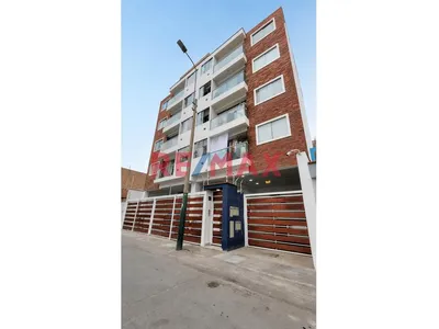 Departamento En Venta 1Er Piso En Surco