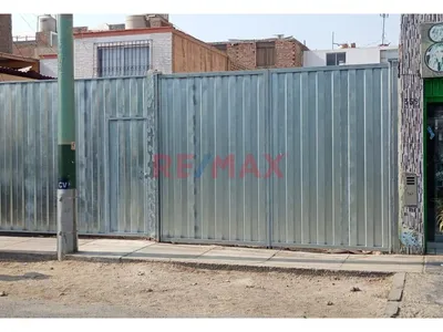 Se Vende Terreno En Av Ballestas Urb. Los Cedros De Villa Chorrillos