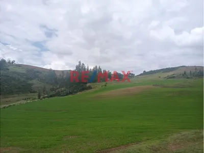 · 🌐 Oportunidad De Inversión Estratégica – Chinchero, Cusco