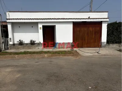 🏡 Casa En Venta – Conjunto Habitacional La Estancia De Lurín