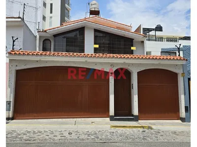 🏡 Alquiler | Casa De Lujo En Los Ángeles De Cayma – Arequipa ✨