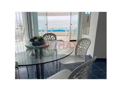 Venta De Casa De Playa En Exclusiva Playa Toyo Seco.