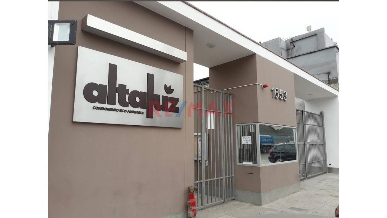 ¡Oferta De Ocasión Departamento Ubcado  Del Callao! 🏙️