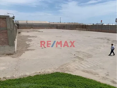 Terreno Industrial 40,000 M² En Esquina Panamericana Sur – Ves