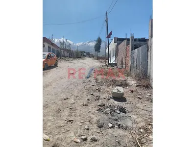 Terreno Urbano En Venta - Nazareno, Cerro Colorado