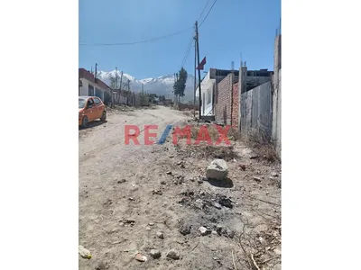 Terreno Urbano En Venta - En Asociacion Jardines De Chachani , Cerro Colorado