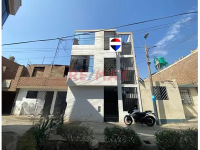 Casa De 3 Pisos Con 3 Departamentos Independientes En Ciudad Del Deporte – Ventanilla