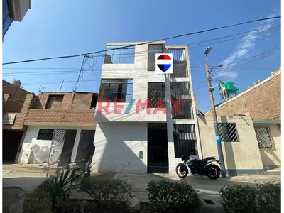 Casa De 3 Pisos Con 3 Departamentos Independientes En Ciudad Del Deporte – Ventanilla