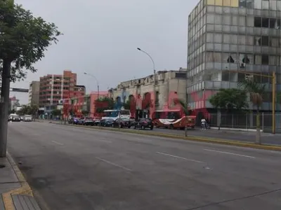 Venta de Oficina en - Lima 0 Dormitorio 
