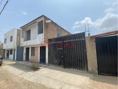 Venta Terreno 700M2 Con Casa Doble Ingreso Independiente + Cochera + Gran Terreno Para Seguir Ampliando A Pocos Pasos De Av Principal Victor Malasquez A Solo Pasos De La Municipalidad