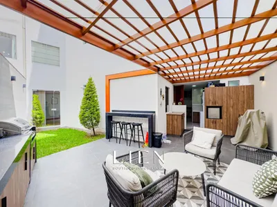 Venta de Departamento en Santiago de Surco - Lima 3 Dormitorios