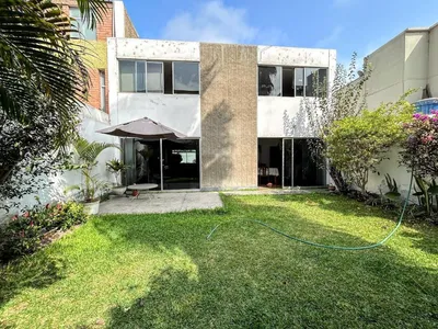 Venta de Casa en San Borja - Lima 4 Dormitorios