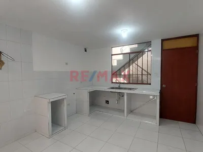 🏡✨ ¡Amplio Departamento De 220 M² En Alquiler En Ate! ✨🏡