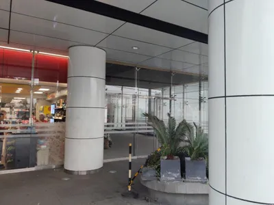 Alquiler de Local Comercial en Santiago de Surco - Lima 0 Dormitorio 
