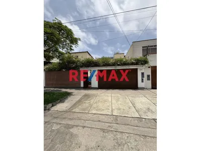 Departamento El Alquiler En Alameda Del Rocio – Santiago De Surco. Vive En Una De Las Zonas Residenciales Mas Bonitas De Surco, Con Todo Lo Que Necesitas A Tu Alcance