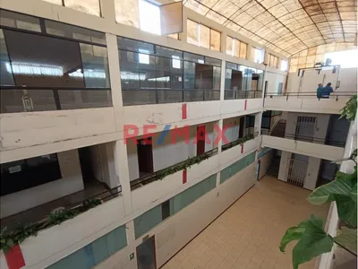 Alquilo Local Comercial En Independencia