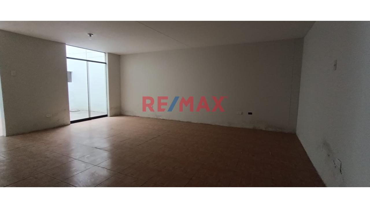 Se Vende Casa En Urb Costa Azul