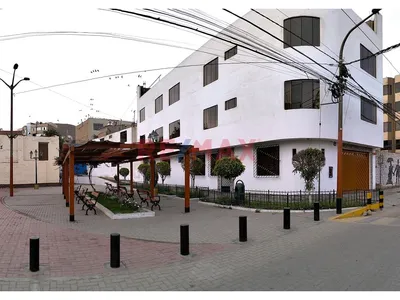 🏡 ¡Alquila Tu Espacio Privado Frente Al Parque De Los Novios! Habitación Con Baño Propio En Pro - Los Olivos | S/ 420