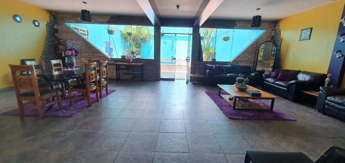 Venta de Casa en Lurín - Lima 5 Dormitorios 