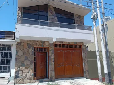 Ocasion Casa De 2 Pisos En Conjunto Habitacional La Angostura Ica