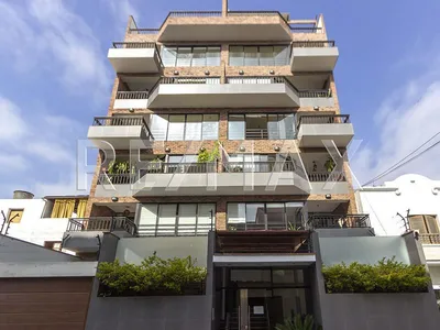 Venta de Departamento en Chorrillos - Lima 4 Dormitorios