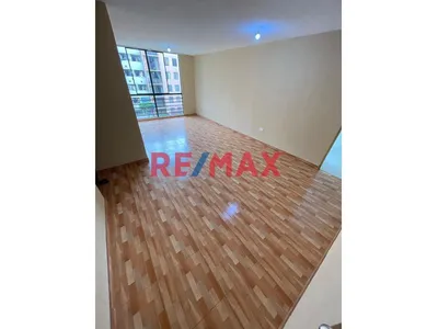 Alquiler De Departamento En Residencial Tomas Valle,  Av Tomas Valle- Los Olivos