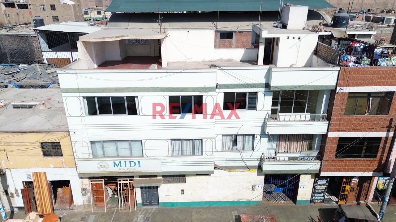 Local Comercial En Venta En El Centro De Ica, Calle Puno | Edificio De 3 Pisos Con 332.25 M² Construidos