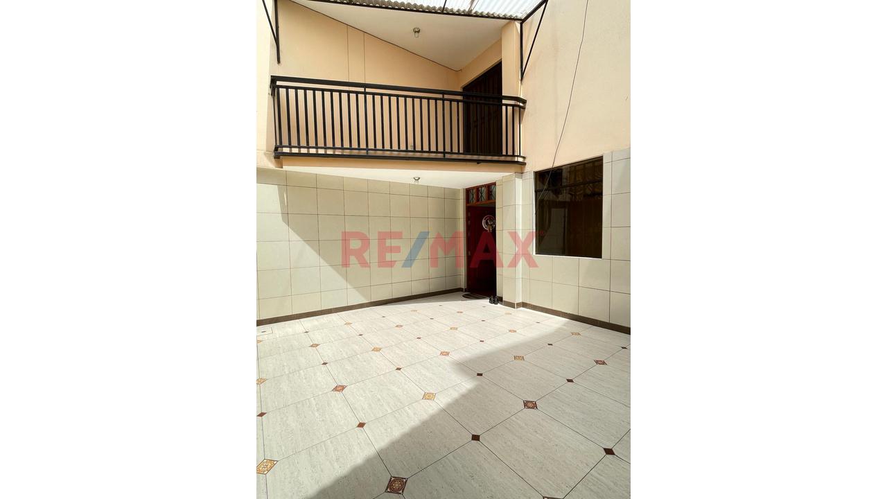Vendo Hermosa Casa Caveroy Munoz Con Valderrama/ 200M2/$480,000