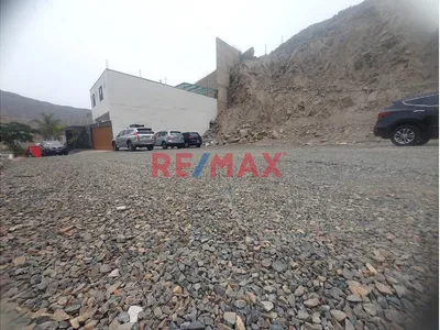 Venta Terreno De 500 Metros En La Quebtrada De La Planicie, Calle Los Cocos - Cieneguilla