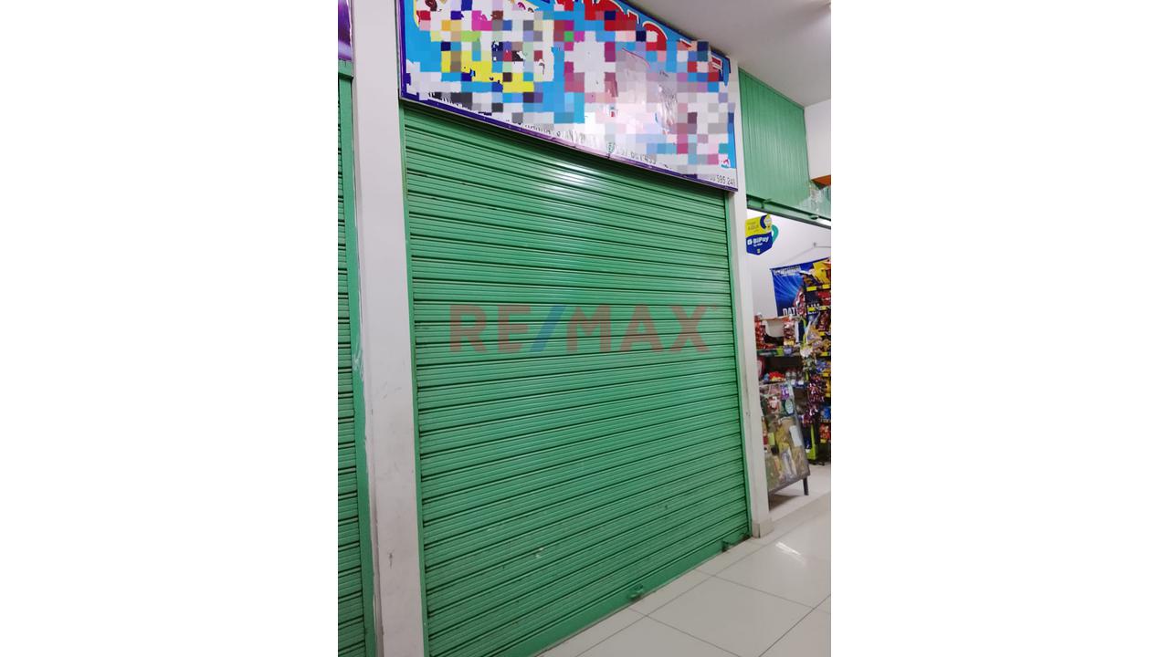Stand En Venta En Galerias " Industriales Wanka"