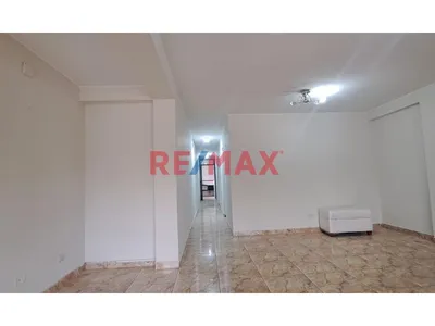 Moderno Departamento Flat En Comas