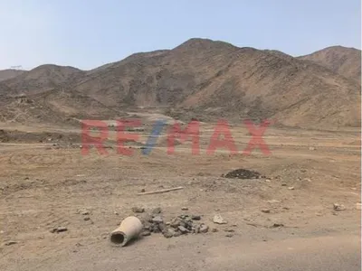 Terreno en venta · Lima · 1215 m²