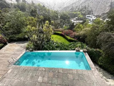Venta de Casa en La Molina - Lima 4 Dormitorios