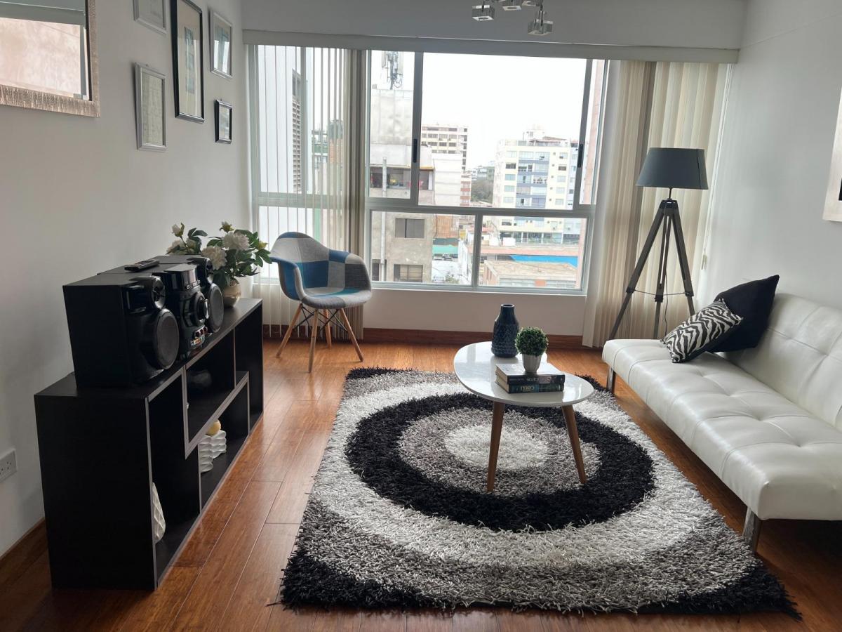 Venta de Departamento en Miraflores - Lima 2 Dormitorios 