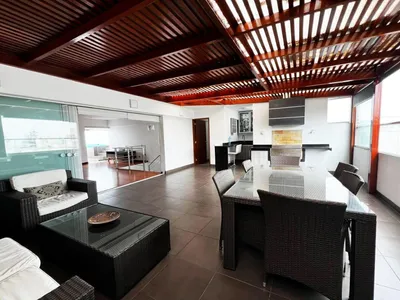Departamento en venta · Urb. Tambo de Monterrico, Santiago de Surco · 240 m², 4 dorm.