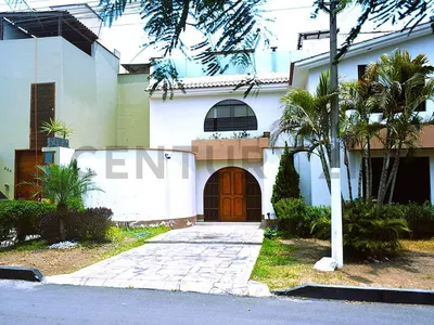 Venta de Departamento en La Molina - Lima 4 Dormitorios