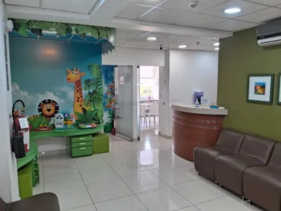 Venta de Oficina en Santiago de Surco - Lima 4 Dormitorios