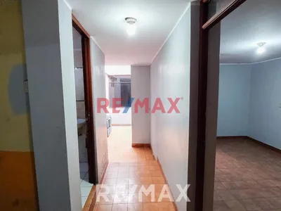 Venta de Oficina en San Martín de Porres - Lima 24 Dormitorios 