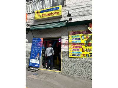 📚 ¡Traspaso De Negocio Rentable En Miraflores!