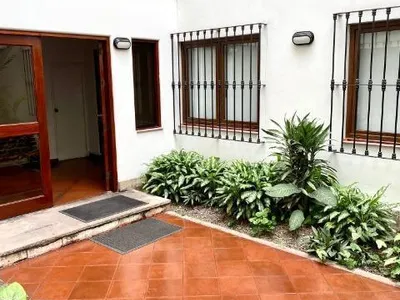 Departamento en venta · Calle Pedro Venturo N 2, Miraflores · 143 m², 3 dorm.