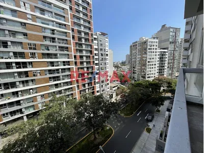 Amplio Duplex En Venta En Barrio Medico