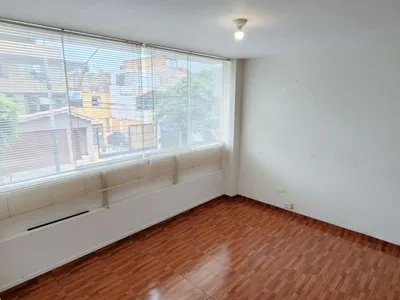 Alquiler de Oficina en Santiago de Surco - Lima 2 Dormitorios 