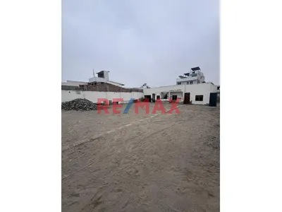 Venta De Casa Como Terreno En Playa Pulpos